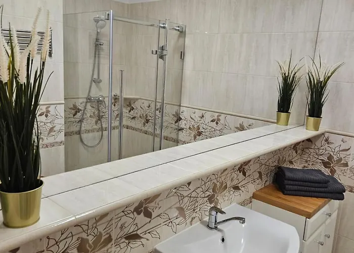 Apartament With Daire *